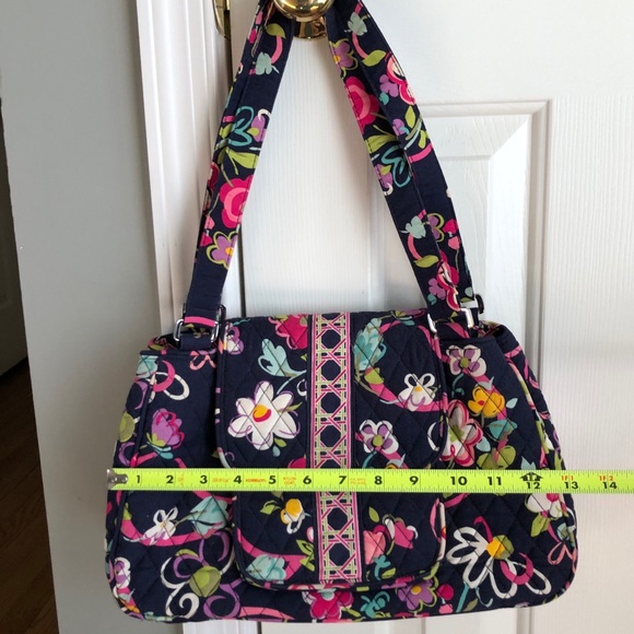 🌺Vera Bradley Ribbons Navy Blue Pattern Shoulder Bag🌺 - Picture 4 of 12